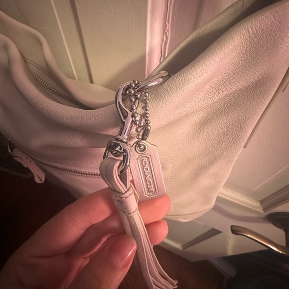 White Coach Hobo Crossbody Bag - Picture 3 of 7